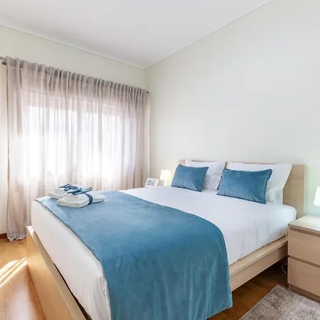 Rh Charming - D Nuno *