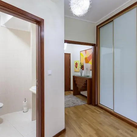 Rh Charming - D Nuno Apartamento *