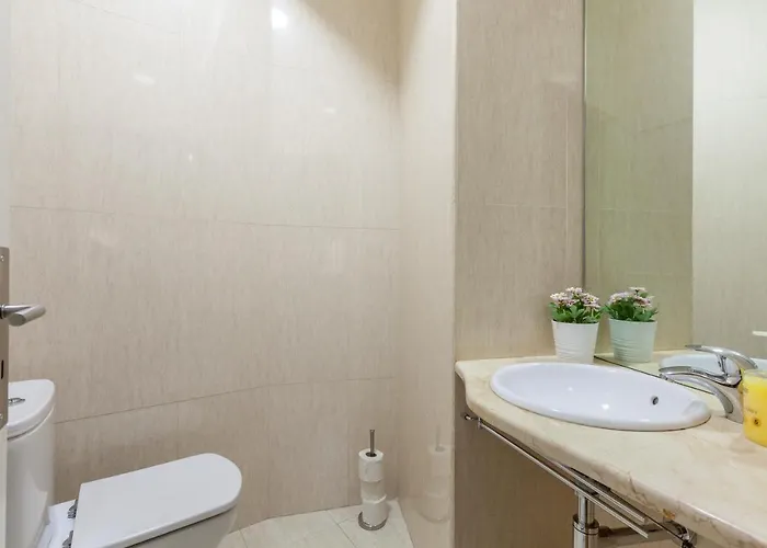 Rh Charming - D Nuno ברסלוס